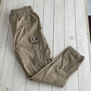 Mens Nike Cargo Khaki
